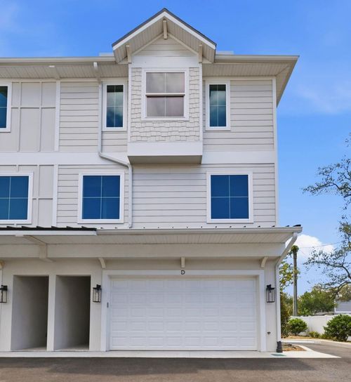 d-4208 W Carmen St, TAMPA, FL, 33609-2204 | Card Image