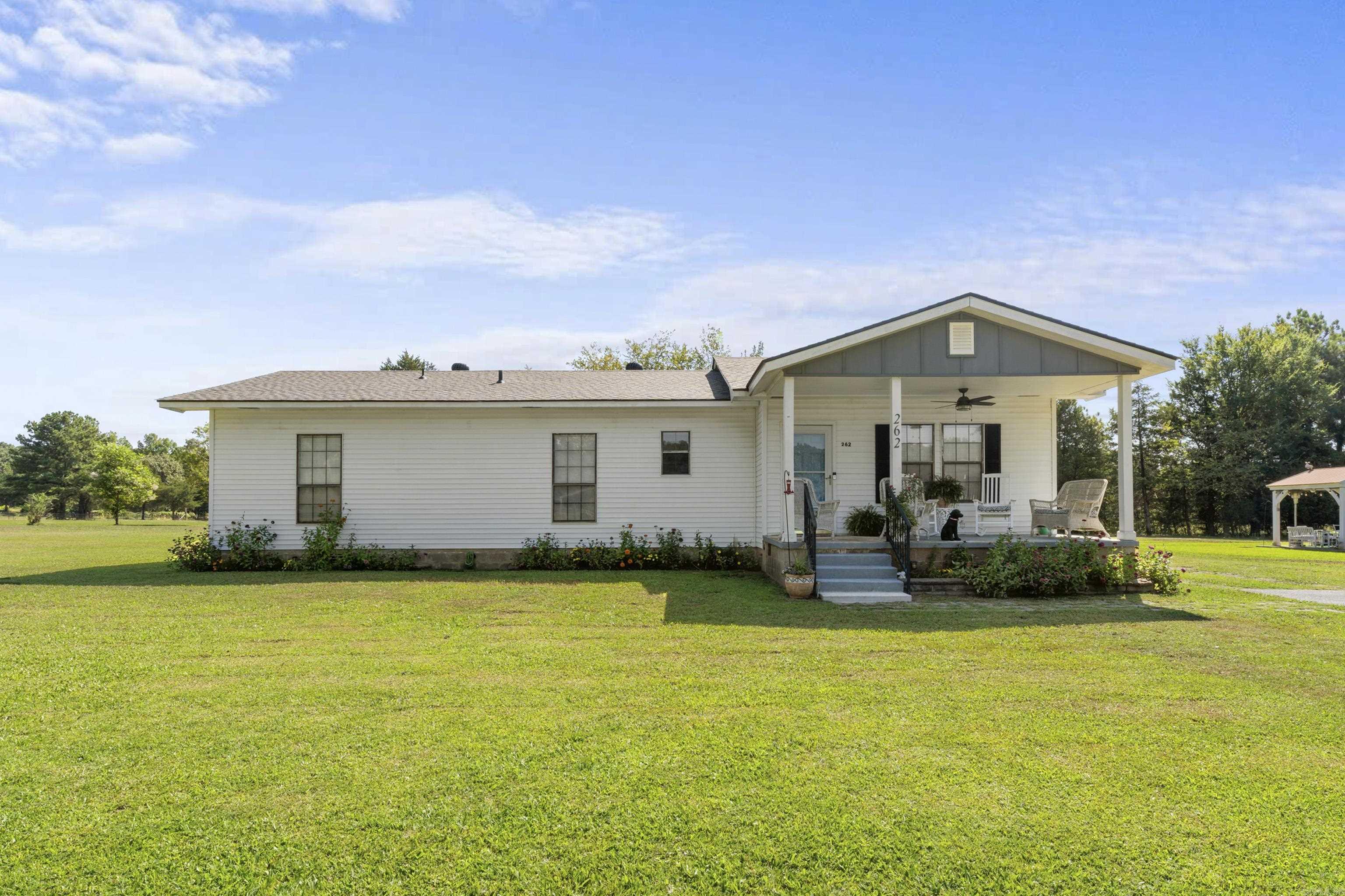 Valley Rd, Searcy, AR 72143