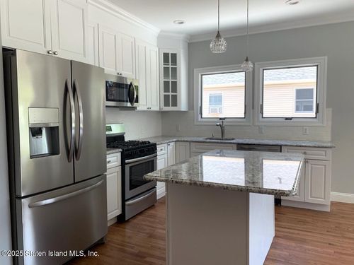 1-249 Purdy Ave, Staten Island, NY, 10314-4482 | Card Image
