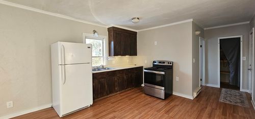 apt-2-8 Dustin St, Spencer, MA, 01562-2688 | Card Image