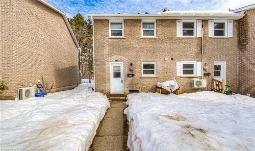 160 Westcourt Pl, Waterloo, ON, N2L2R7 | Card Image