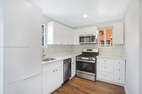 main-1845 Monroe St, Hollywood, FL, 33020-5117 | Card Image