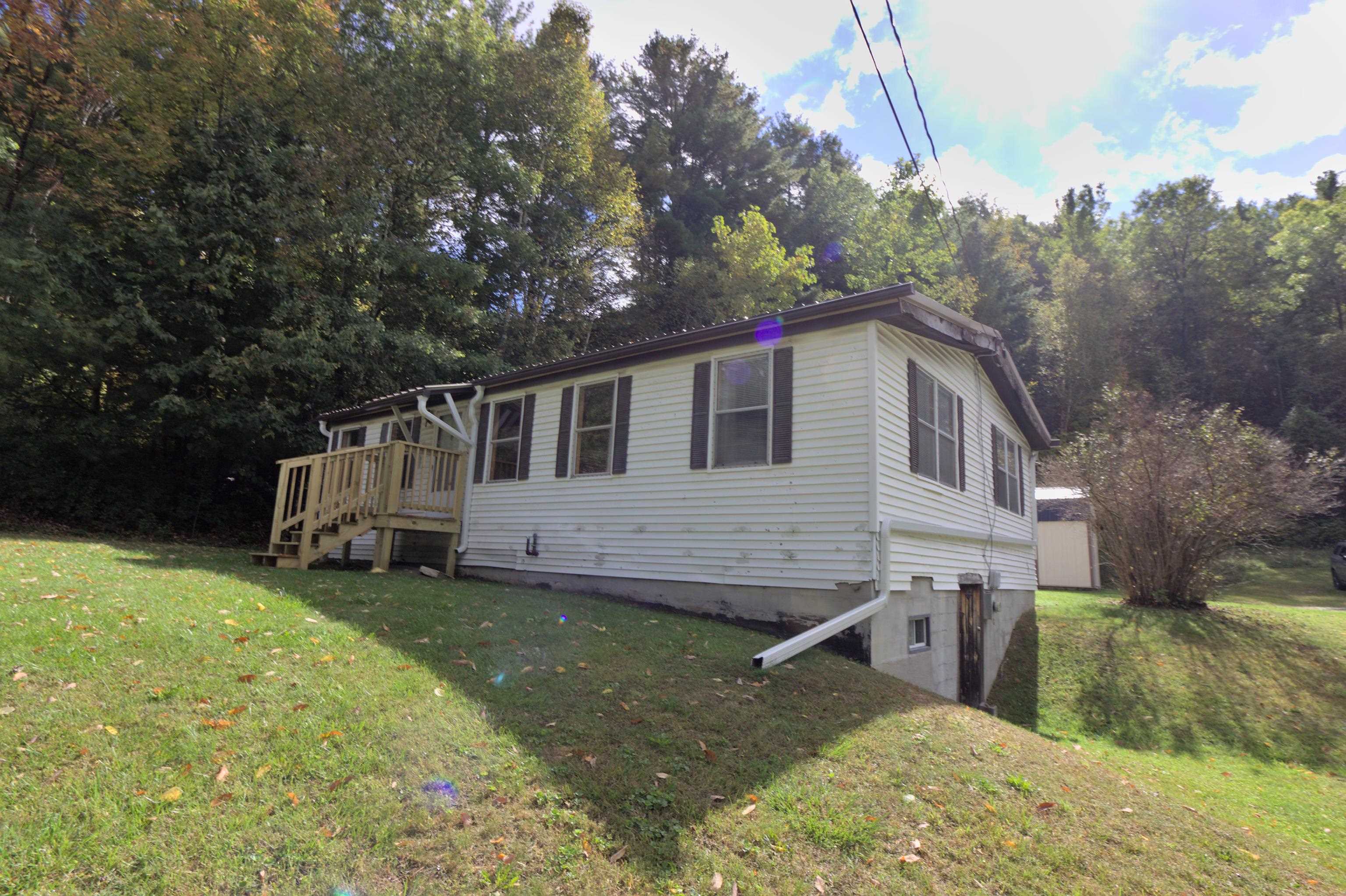 Barber Pond Rd, Pownal, VT 05261