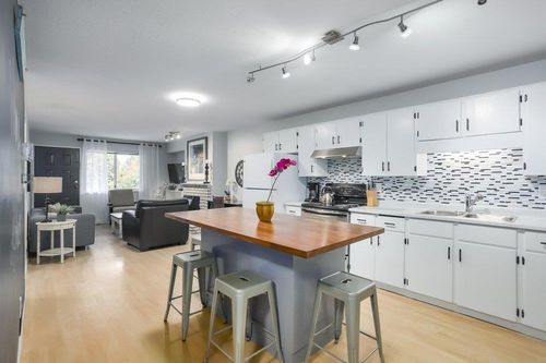 1832 King George Blvd, Surrey, BC, V4A5A1 | Card Image