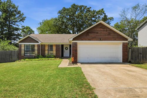 301 Zachary Cv, Bryant, AR, 72022-4102 | Card Image