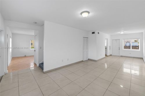 475-475 Nw 84th Ter, Miami, FL, 33150-2636 | Card Image