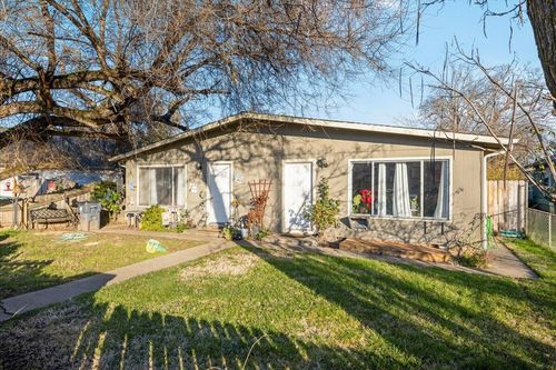 423-421 Benson St, Medford, OR, 97501-3057 | Card Image