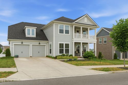 558 Snap Dragon Ln, Hendersonville, TN, 37075-1544 | Card Image