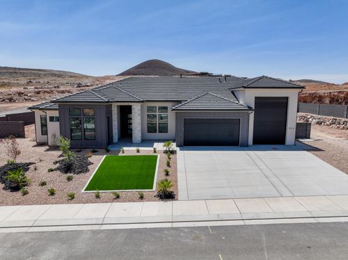 824 S 1690 W, Hurricane, UT, 84737-2723 | Card Image