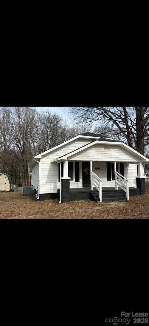 504 Locust St, Kannapolis, NC, 28081-2267 | Card Image
