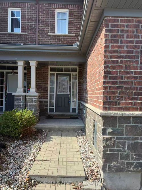 212 Losino Cres, Stittsville, ON, K2V0E4 | Card Image