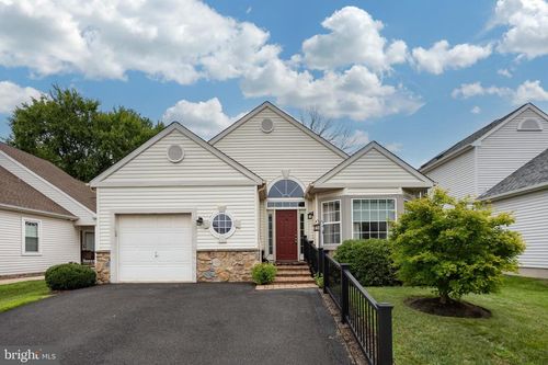 16 Longcross Rd, Limerick, PA, 19468-1395 | Card Image