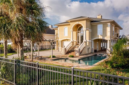 4121 W Bayside Way, Jamaica Beach, TX, 77554 | Card Image
