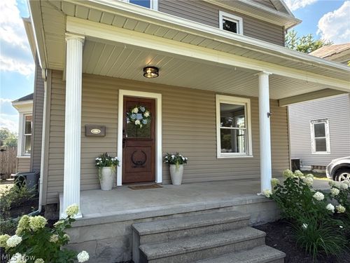 1326 N Wooster Ave, Dover, OH, 44622-2649 | Card Image