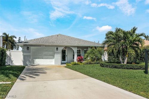 619 106th Avenue N, NAPLES, FL, 34108 | Card Image