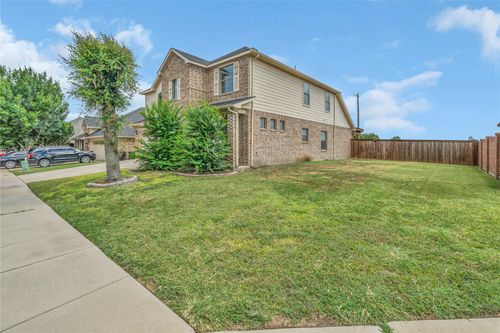 928 Casa Grandes Dr, Arlington, TX, 76002-6617 | Card Image