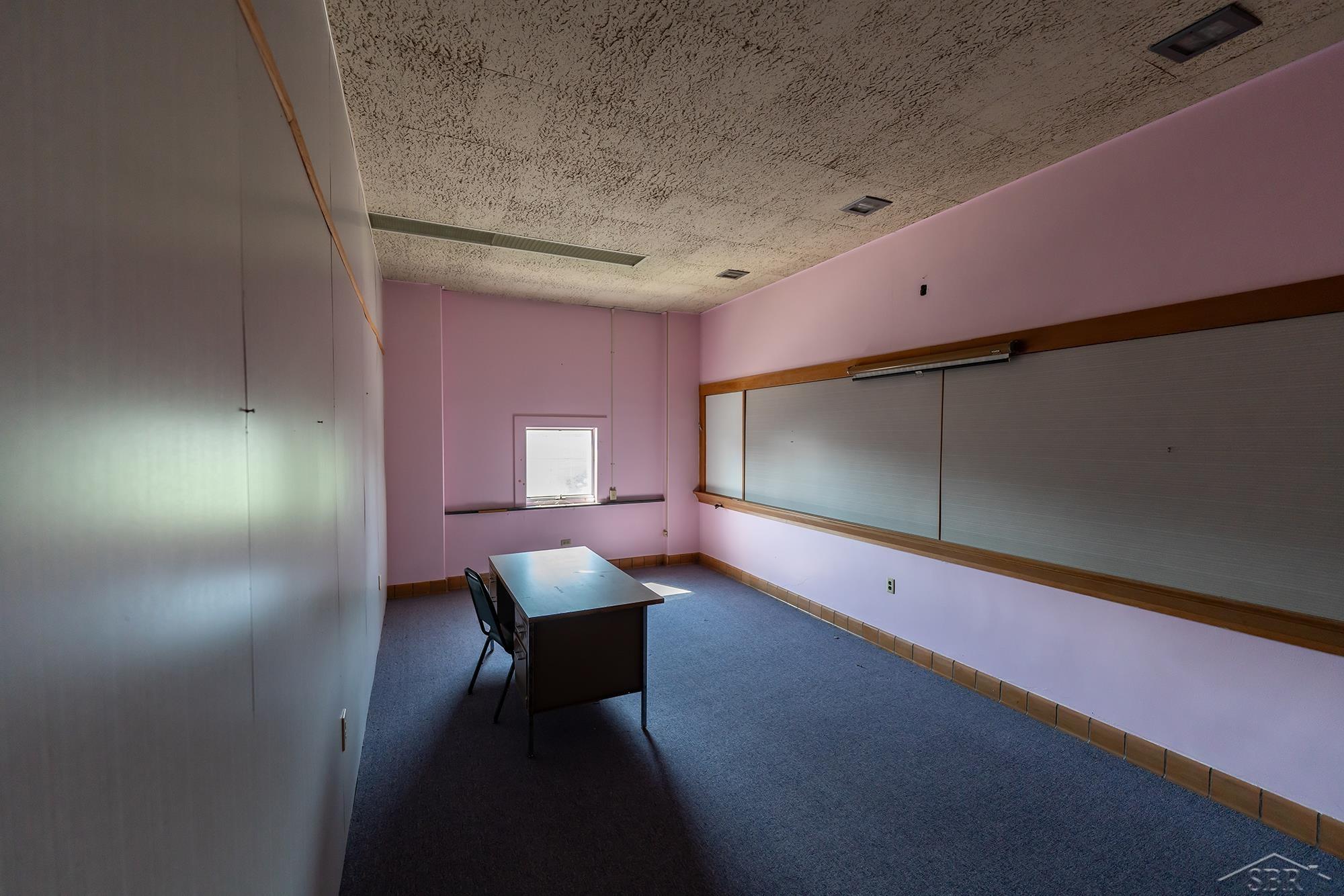 Commercial Sale in Saginaw 5