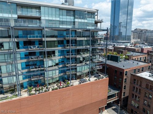 606-701 W Lakeside Ave, Cleveland, OH, 44113-5516 | Card Image