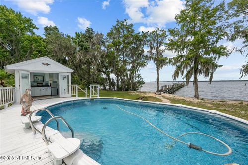 208 School Rd, East Palatka, FL, 32131-4342 | Card Image