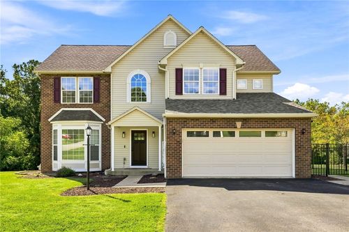 1 William Penn St, Uniontown, PA, 15401-7309 | Card Image