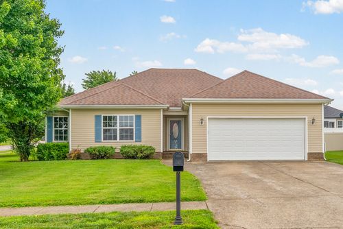 100 Lurlington Ct, Hopkinsville, KY, 42240-8755 | Card Image