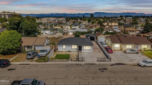 153 Frank Ave, Oxnard, CA, 93033-5335 | Card Image