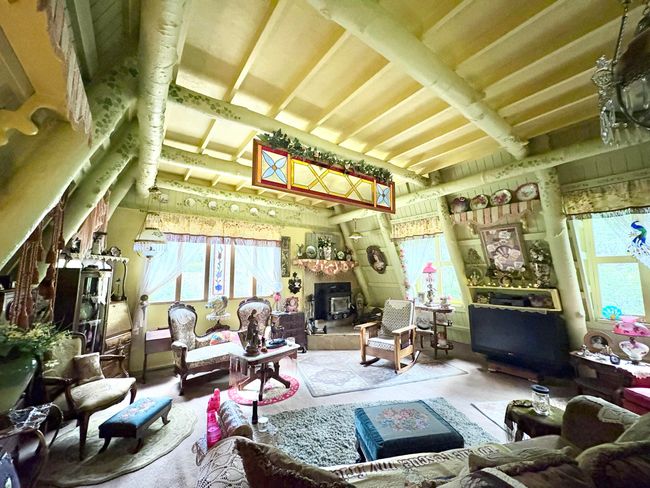 Living Room | Image 13