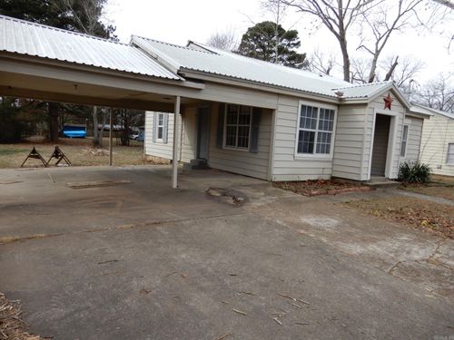 1004 S Elm St, Bald Knob, AR, 72010-3859 | Card Image