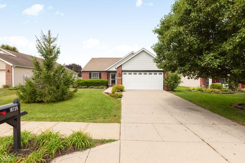 18729 Planer Dr, Noblesville, IN, 46062-9675 | Card Image