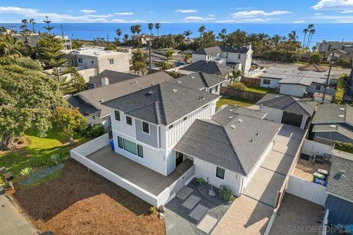 5301 Los Robles Dr, Carlsbad, CA, 92008-4331 | Card Image