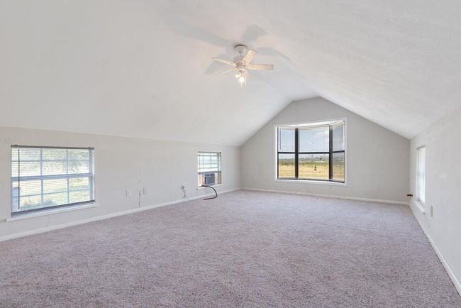 1649 Schumann Rd, Home with 3 bedrooms, 2 bathrooms and null parking in Stonewall TX | Image 17