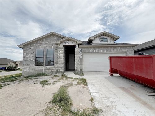 2101 Fury Dr, Portland, TX, 78374-4509 | Card Image