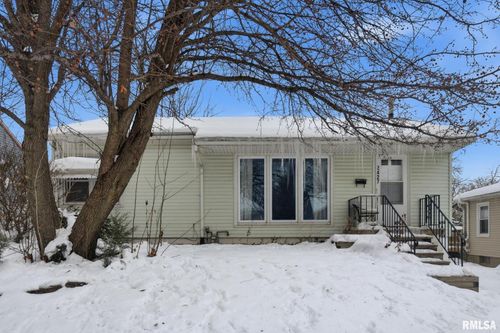 2427 29 1/2 St, Rock Island, IL, 61201-5035 | Card Image