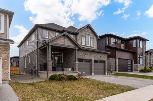 3597 Carolinia Crt, Ridgeway, ON, L0S1N0 | Card Image