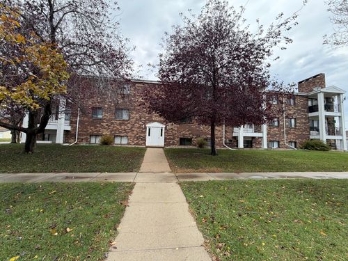 206-331 Prairiewood Cir S, Fargo, ND, 58103-4617 | Card Image