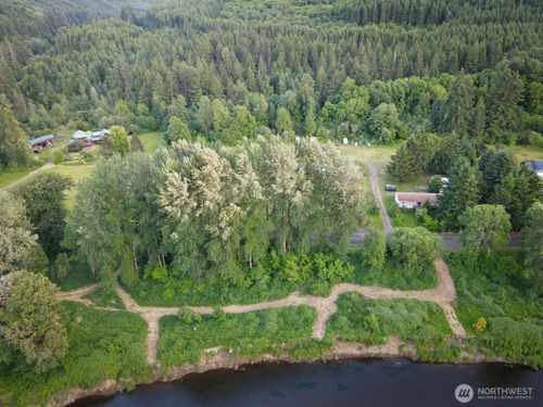 481 River Rd, Chehalis, WA, 98532-9295 | Card Image