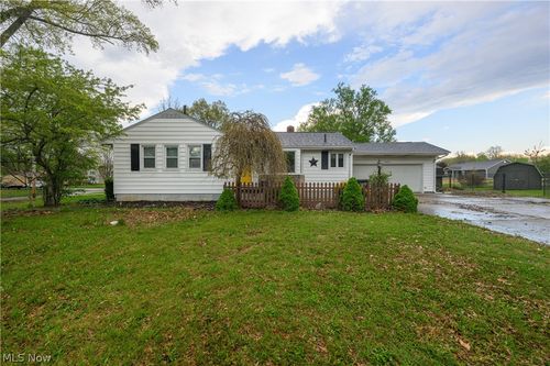 2950 Stanton Ave Nw, Massillon, OH, 44647-5954 | Card Image