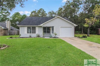 862 Ridgewood Way, House other with 3 bedrooms, 2 bathrooms and null parking in Hinesville GA | Image 1