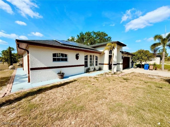 5330 Belrose St, House other with 3 bedrooms, 2 bathrooms and null parking in Lehigh Acres FL | Image 4