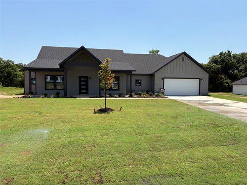 1057 Salvation Dr, Weatherford, TX, 76088-6414 | Card Image