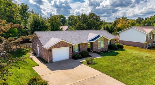 1113 Tara Way, Lawrenceburg, KY, 40342-1720 | Card Image