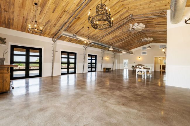 25404 Hamilton Pool Rd, House other with 10 bedrooms, 9 bathrooms and null parking in Cypress Mill TX | Image 7