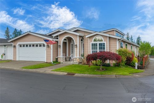 45-24105 221st Ln Se, Maple Valley, WA, 98038-5896 | Card Image