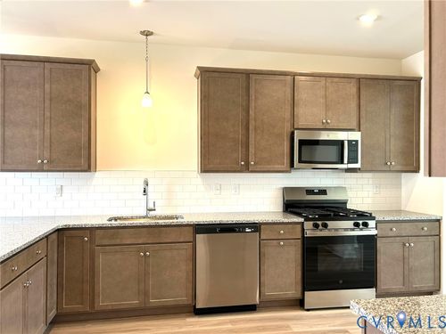 12440 Wescott Ave, Midlothian, VA, 23112-1773 | Card Image
