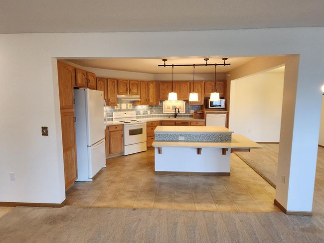 Kitchen.jpg | Image 6