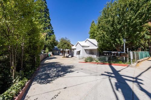 224 Bennett St, Grass Valley, CA, 95945-6894 | Card Image