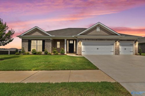 213 Hannaway Cir, Madison, AL, 35757-4700 | Card Image