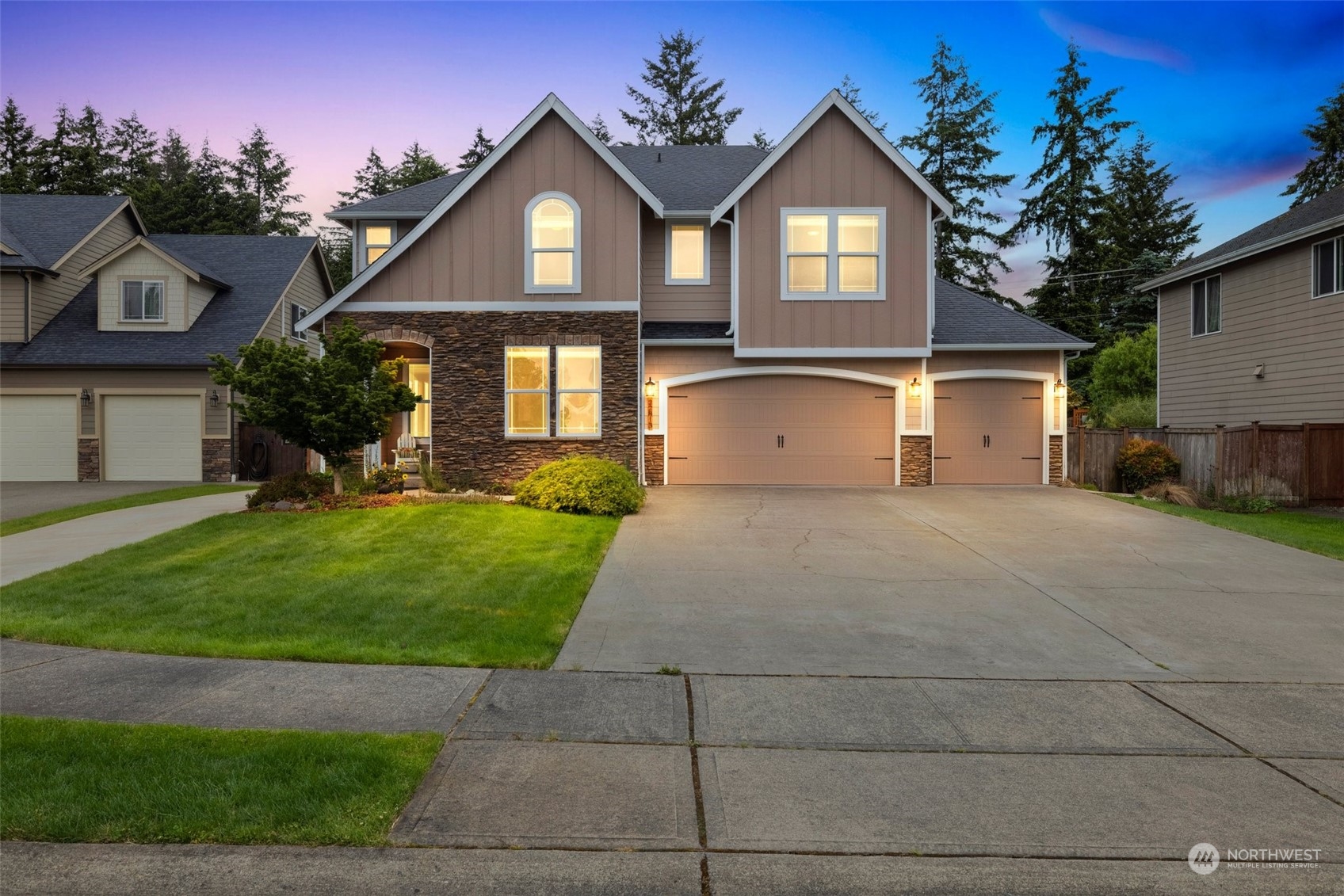 22813 85th Avenue Ct E, For Sale in Graham Zoocasa