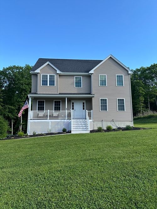 17 Noble St, Dudley, MA, 01571-5790 | Card Image