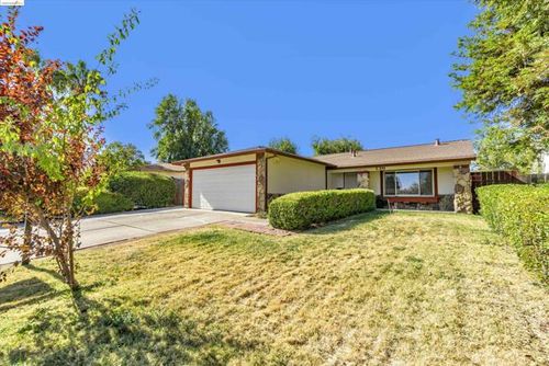  Viking Way, Pittsburg, CA, 94565 | Card Image